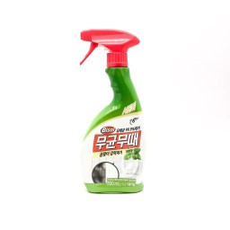 Чистящее средство для ванной от плесени с ароматом трав Bisol 500 мл