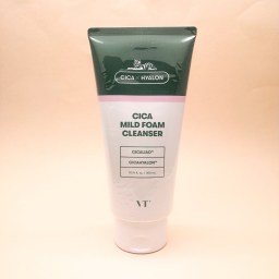 Успокаивающая пенка для лица с экстрактом центеллы VT Cosmetics Cica Mild Foam Cleanser 300 мл
